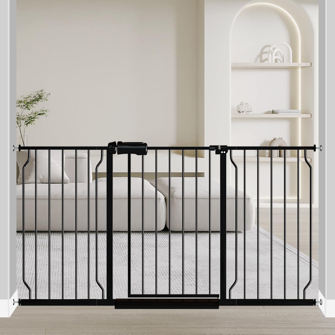 Fairy Baby extra wide gate black swing door lets you pass easily while holding a baby.