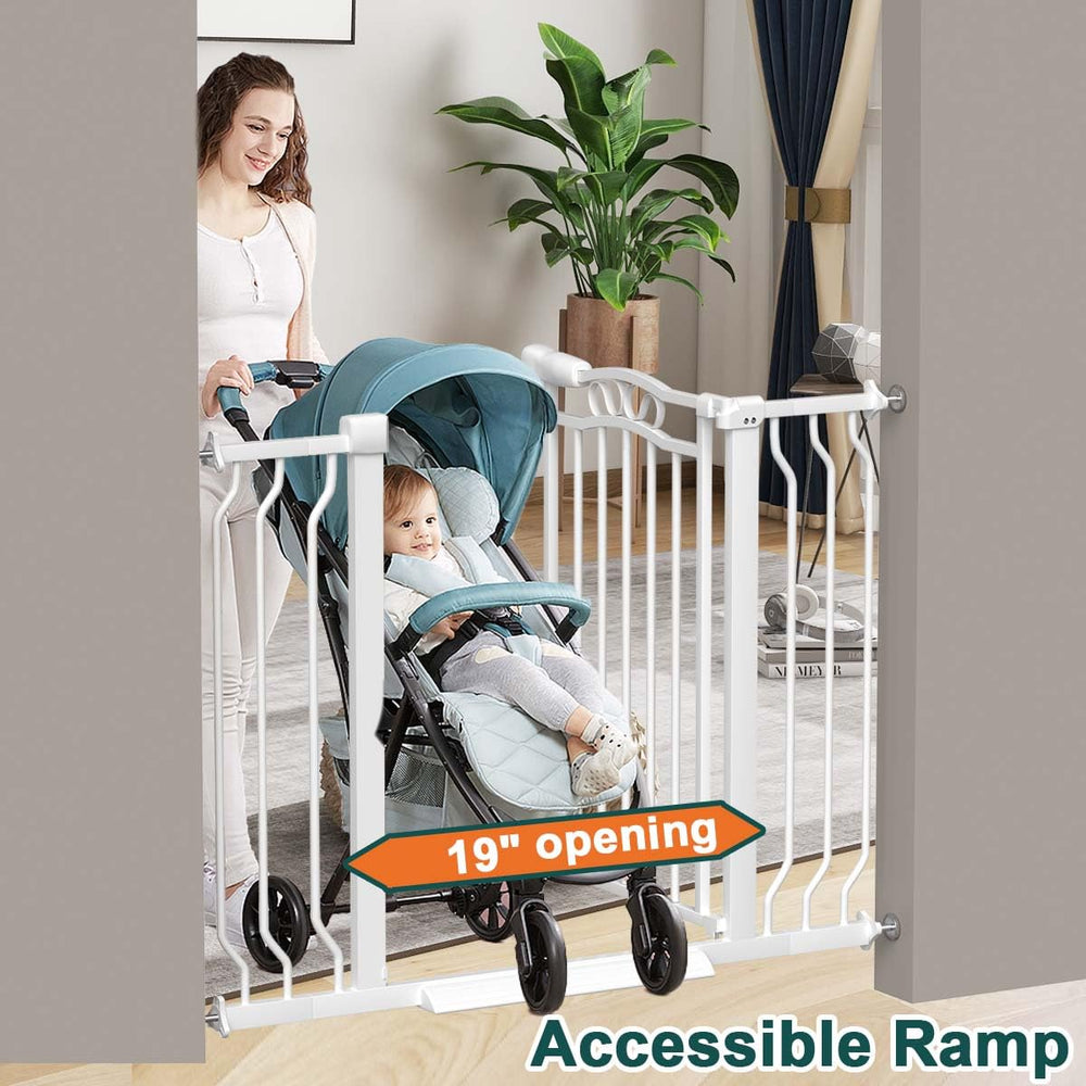 Fairy Baby hardware-mount option keeps the gate securely anchored.