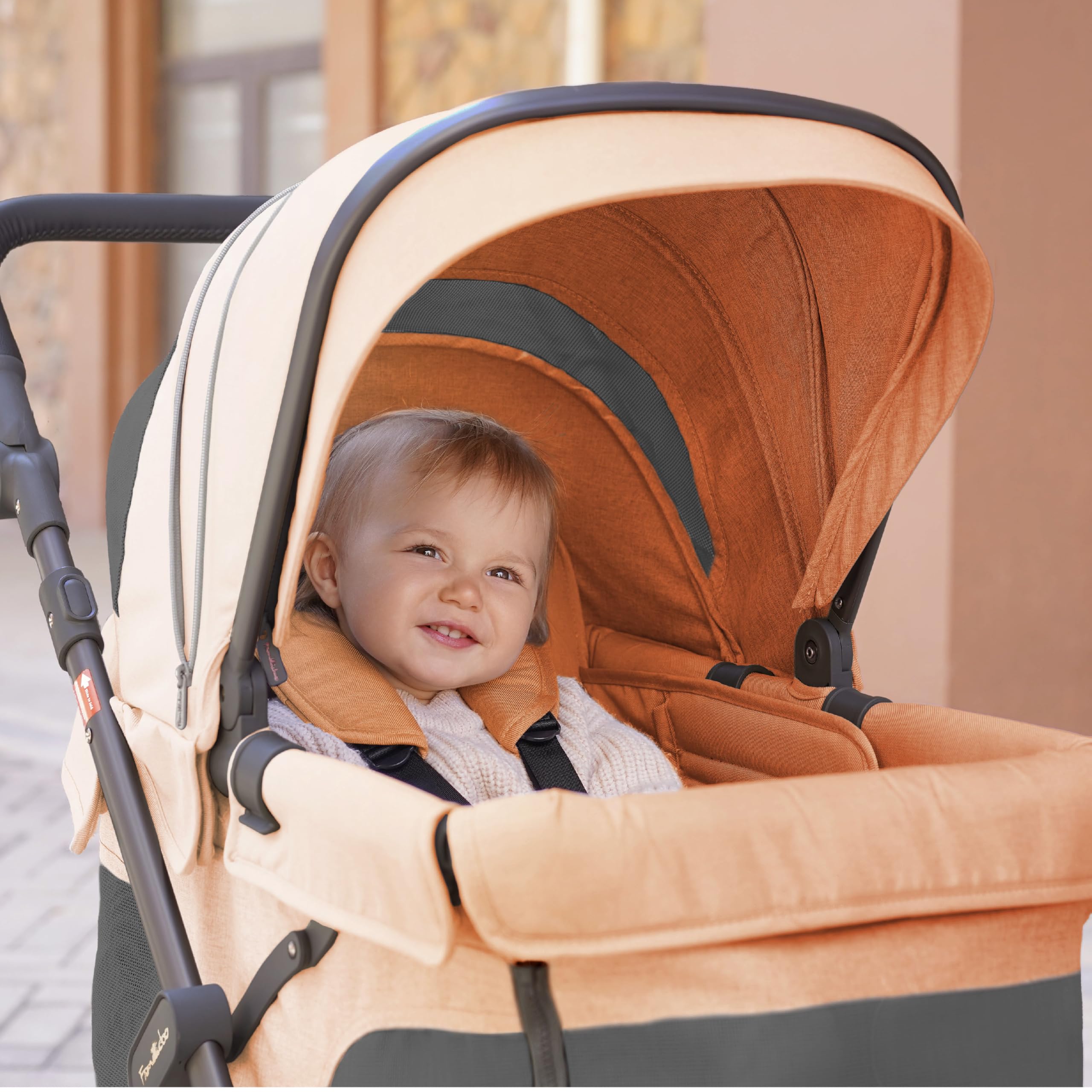 Familidoo Q1 5-point-harness-security keeps little riders secure during adventures.