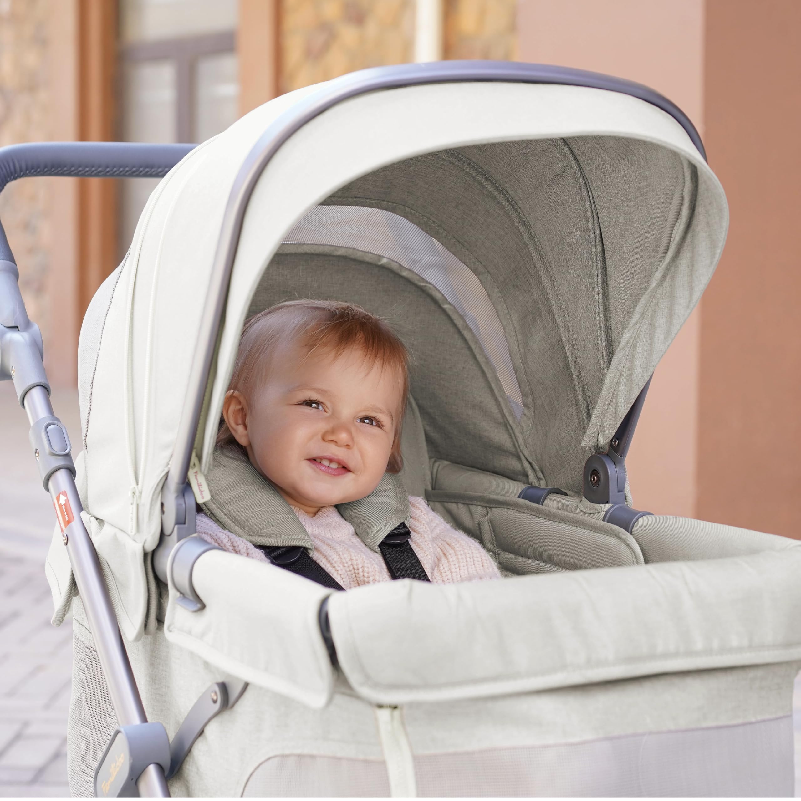 Familidoo Q1 supports children 6–60 months for versatile use.