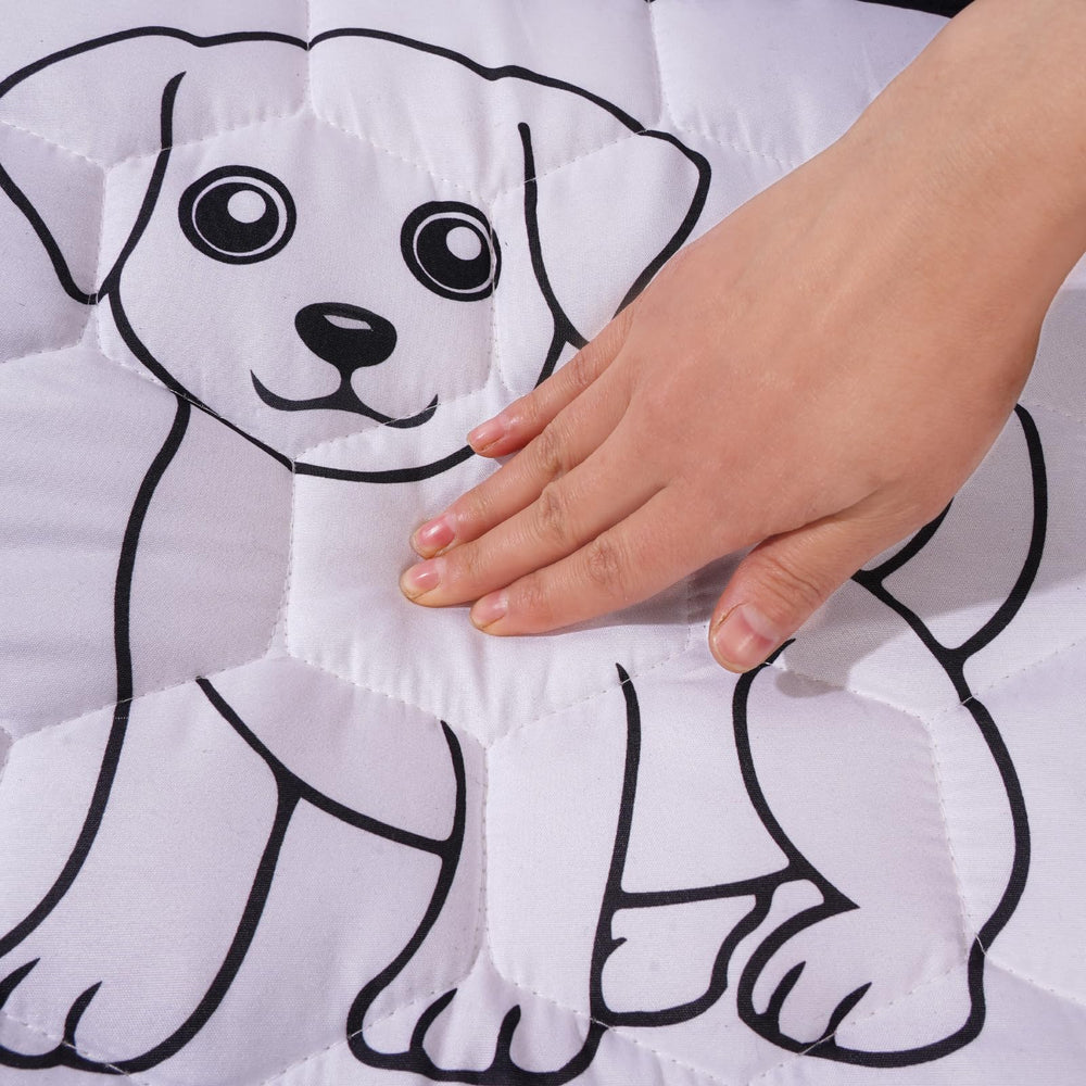 FAMOPLAY machine-washable mat highlights easy cleanup and maintenance.