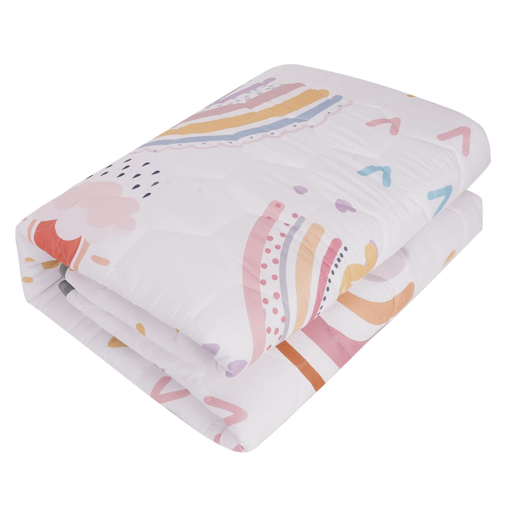 FAMOPLAY Pink World theme play mat for a cozy space