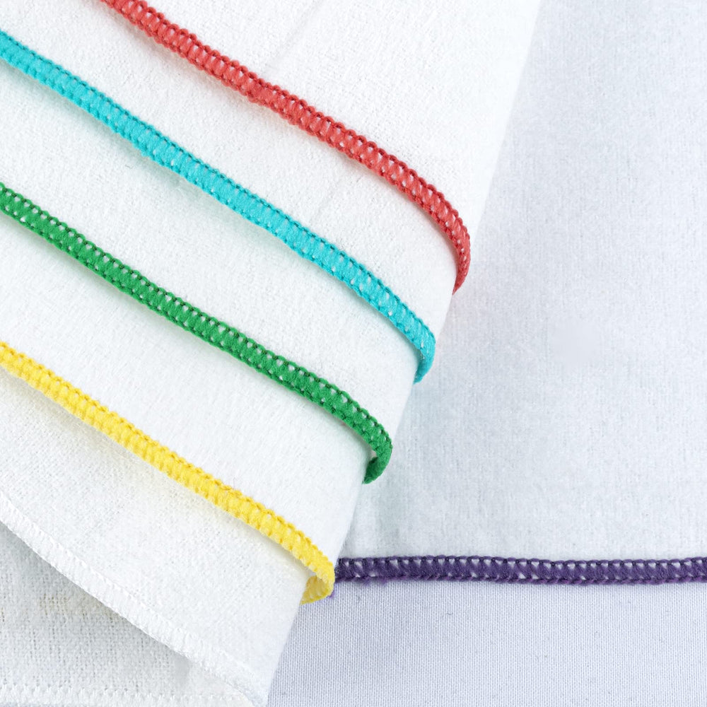 Famoplay baby wipes ideal for bath time and cloth diapering routines.