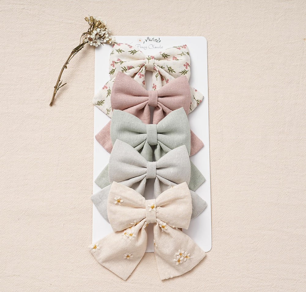 Fancy Clouds big 5-inch bows suit all ages and hair types for daily wear.