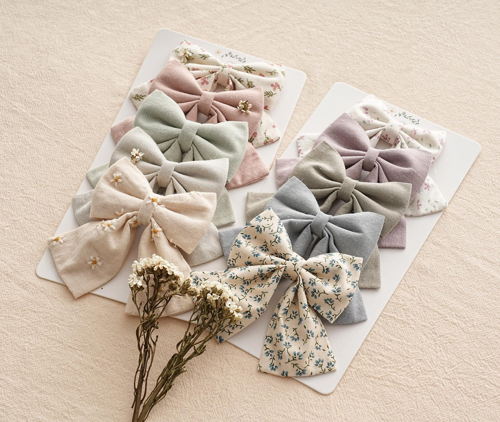 Fancy Clouds 10-piece bows set ready for everyday outfits