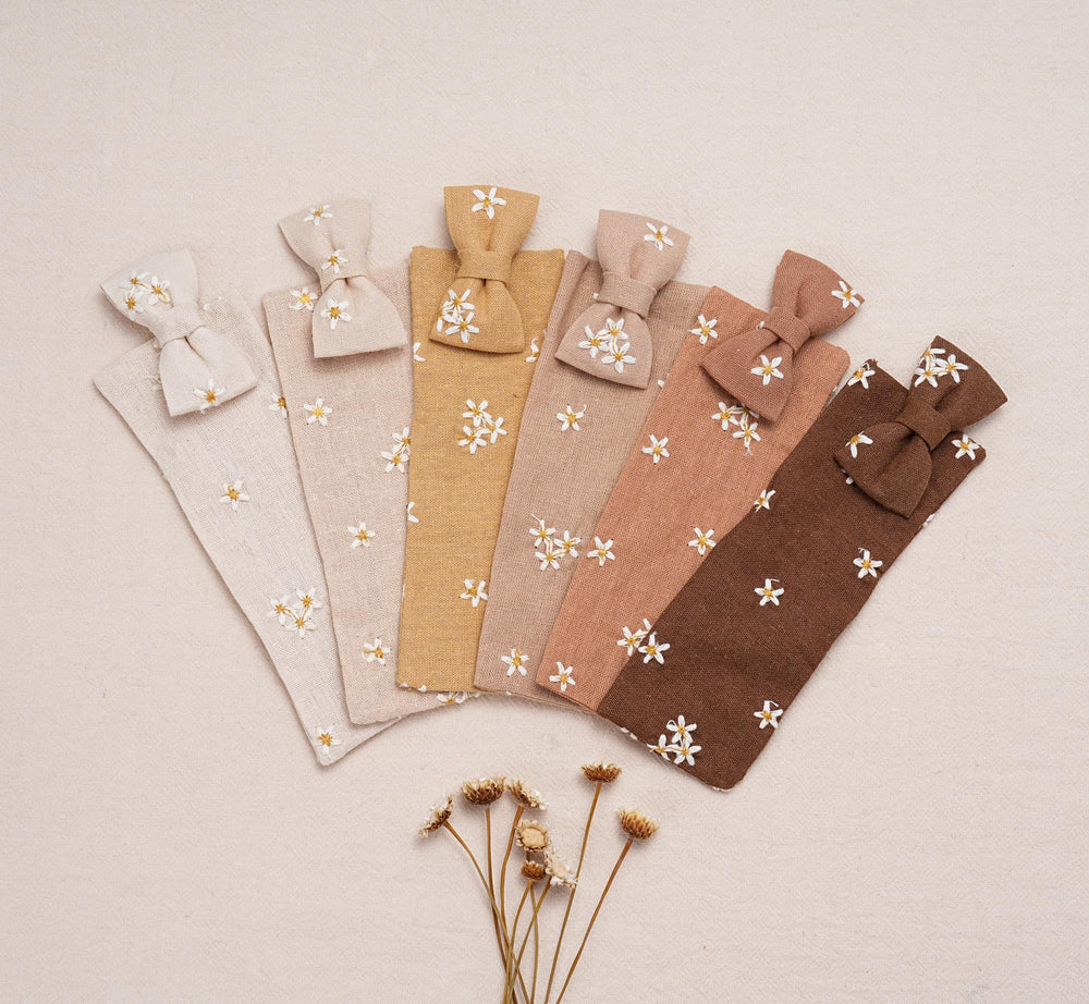 Fancy Clouds gift-ready bow display shows a ready-to-gift set.