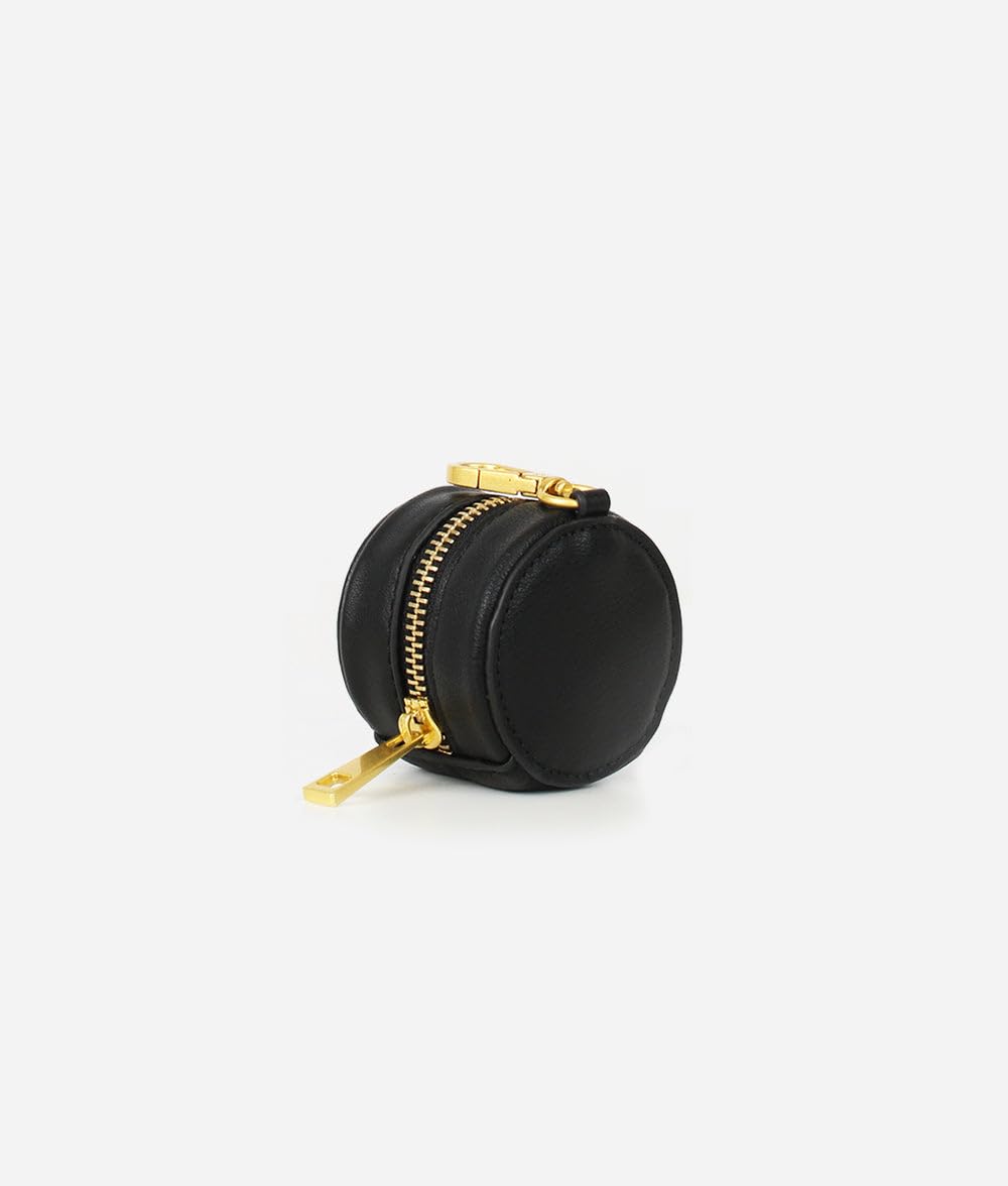FAWN DESIGN Paci Case close-up pebbled leather texture enhances premium feel.