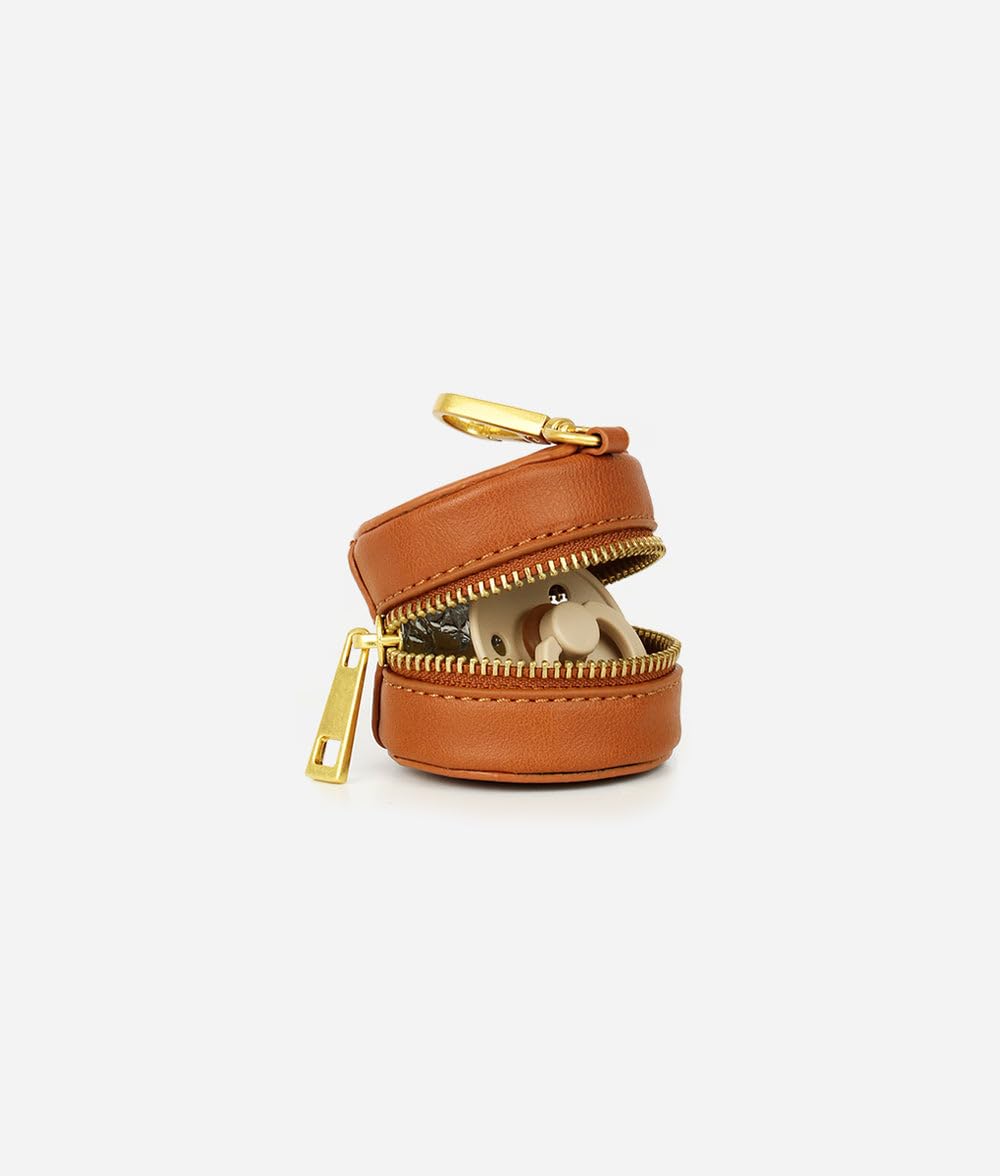 FAWN DESIGN Paci Case brown matte style elevates diaper bag aesthetics.