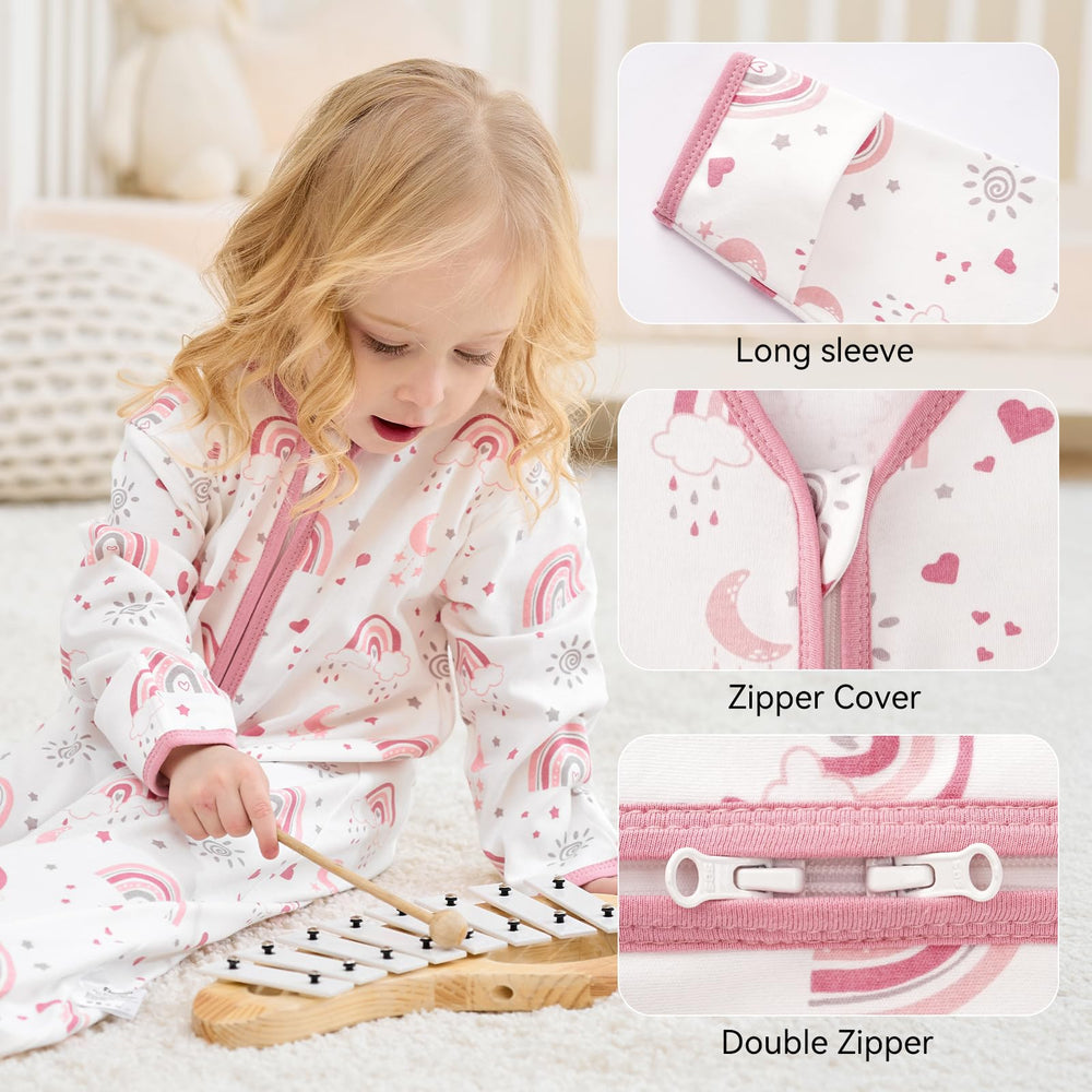 FIEMOL sleep sack with 2-way zipper enables easy diaper changes