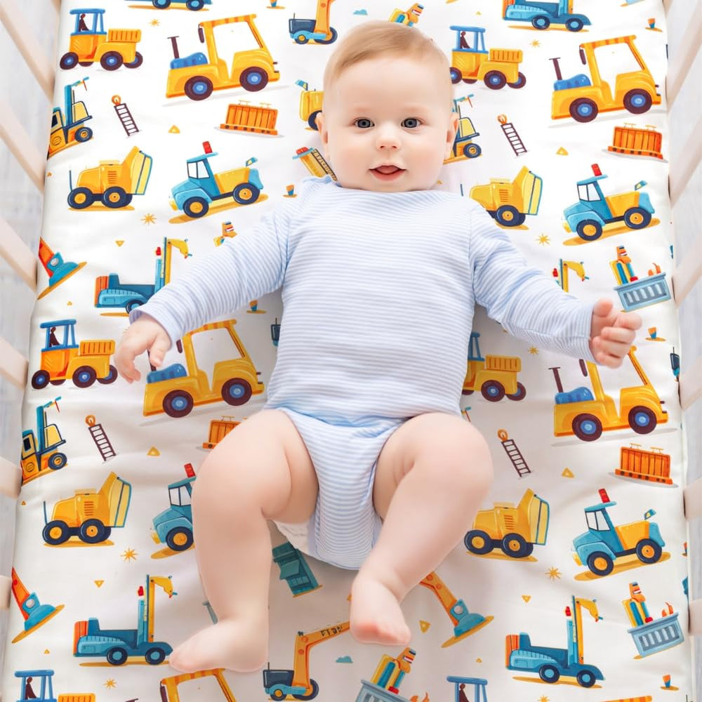 FIGEPO nursery-ready sheet set styled in a bright boy-themed room