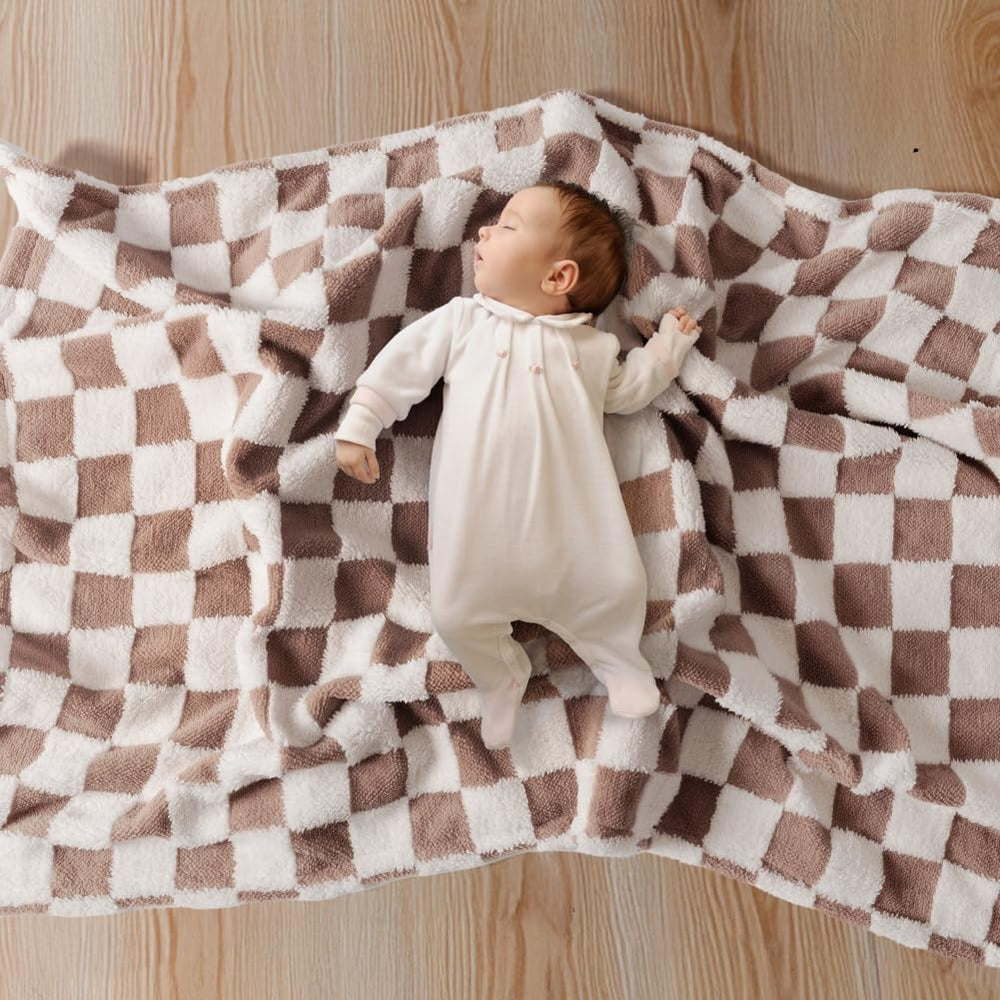 FIGEPO blanket ready for swaddling and newborn soothing at nap time.