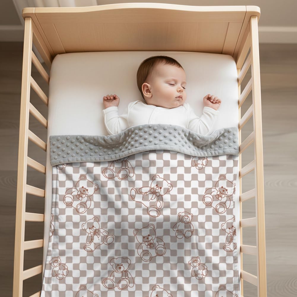 FIGEPO buffalo check plaid back texture emphasizes breathable comfort for daytime naps