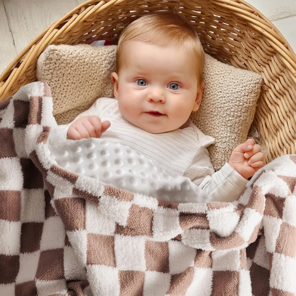 FIGEPO double-layer blanket with corduroy front and micro fleece back for plush comfort.