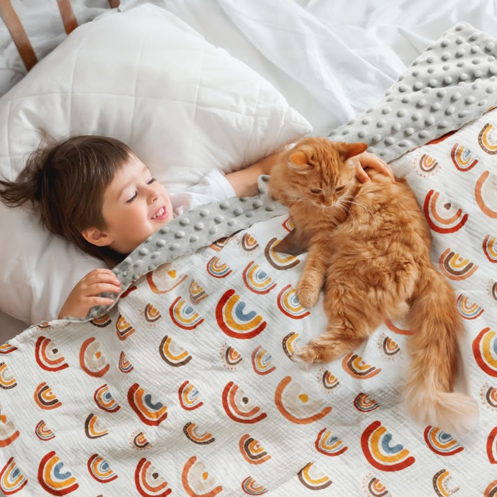 FIGEPO dot-back fleece adds warmth and secure feel