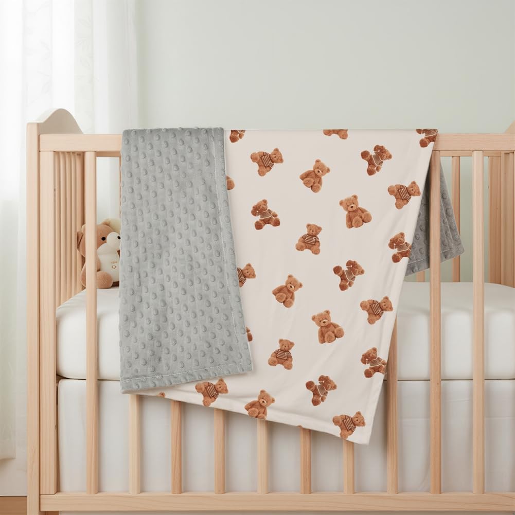 FIGEPO soft-breathable-fabric-baby-blanket demonstrates light warmth for crib or stroller