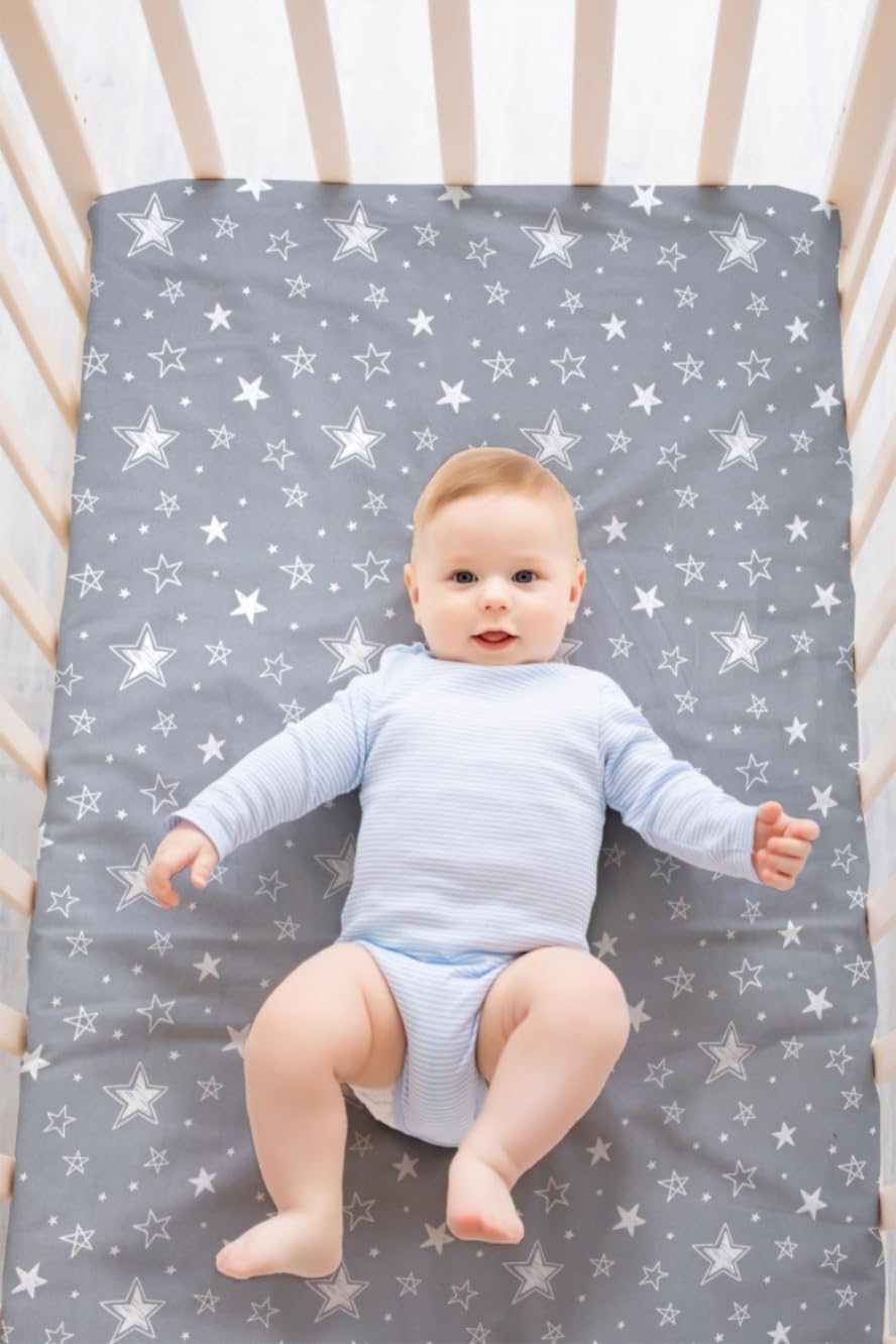 FIGEPO star and moon neutral prints suit both boys and girls in any nursery