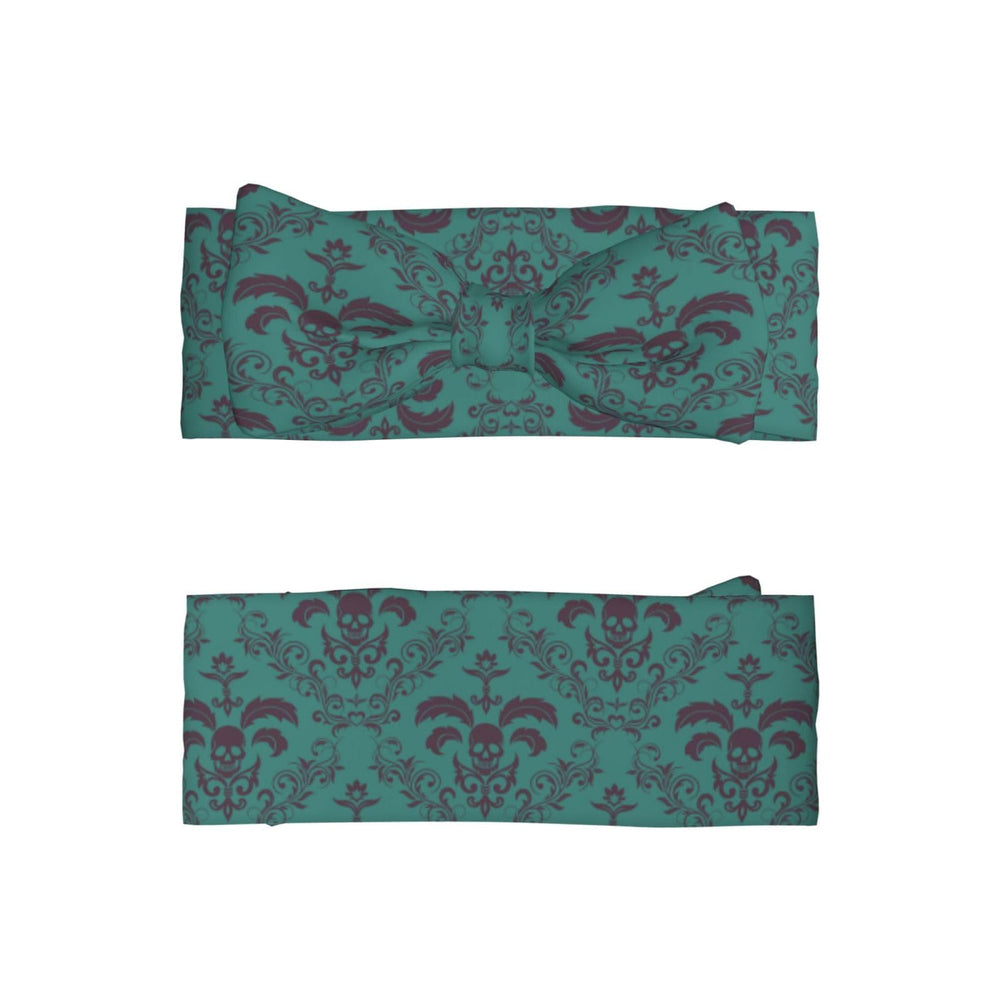 Figtihw skull swaddle blanket unisex design suits girls and boys with soft polyester.