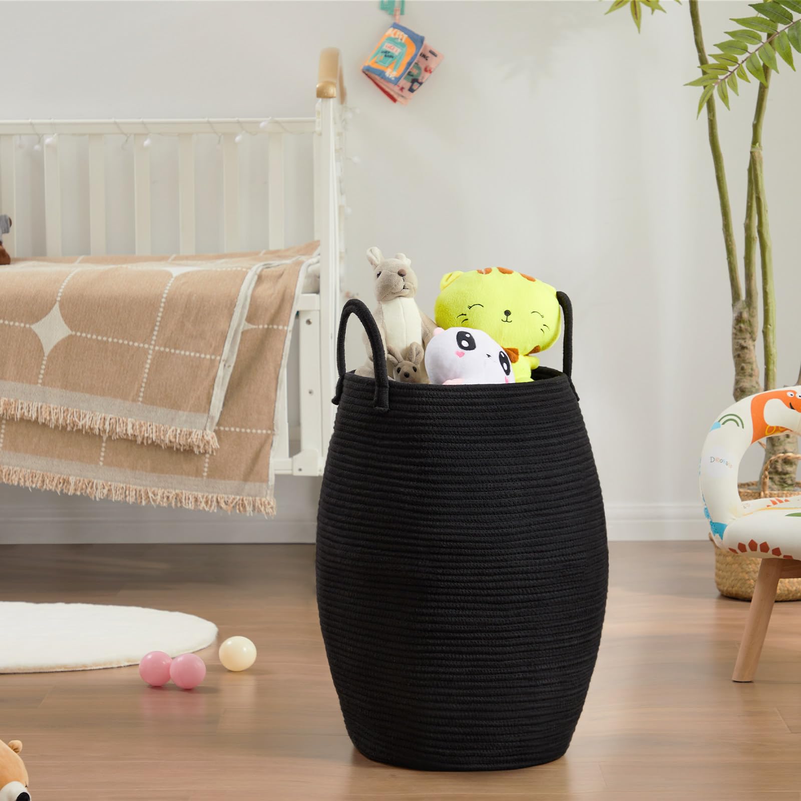 Fiona's magic cotton rope laundry hamper 65L side view highlighting tall profile.
