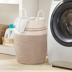Fiona's magic durable handle design enables comfortable, heavy-load transport.