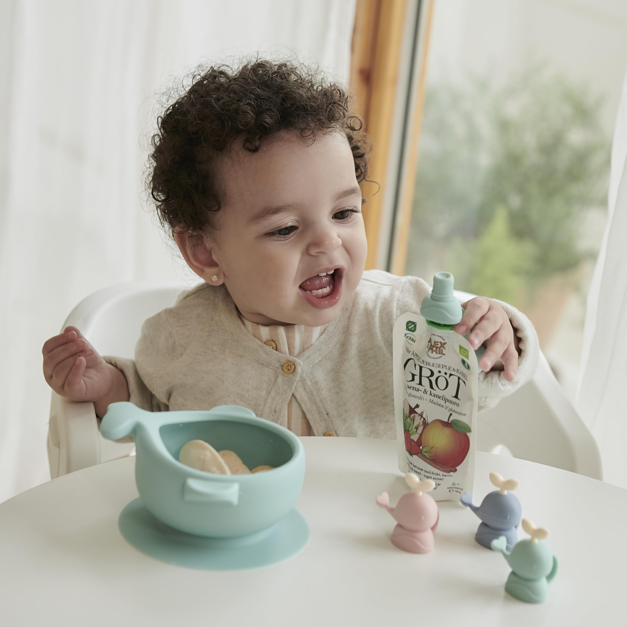Firgi Whale SoftSip Topper compact design enables hassle-free travel.