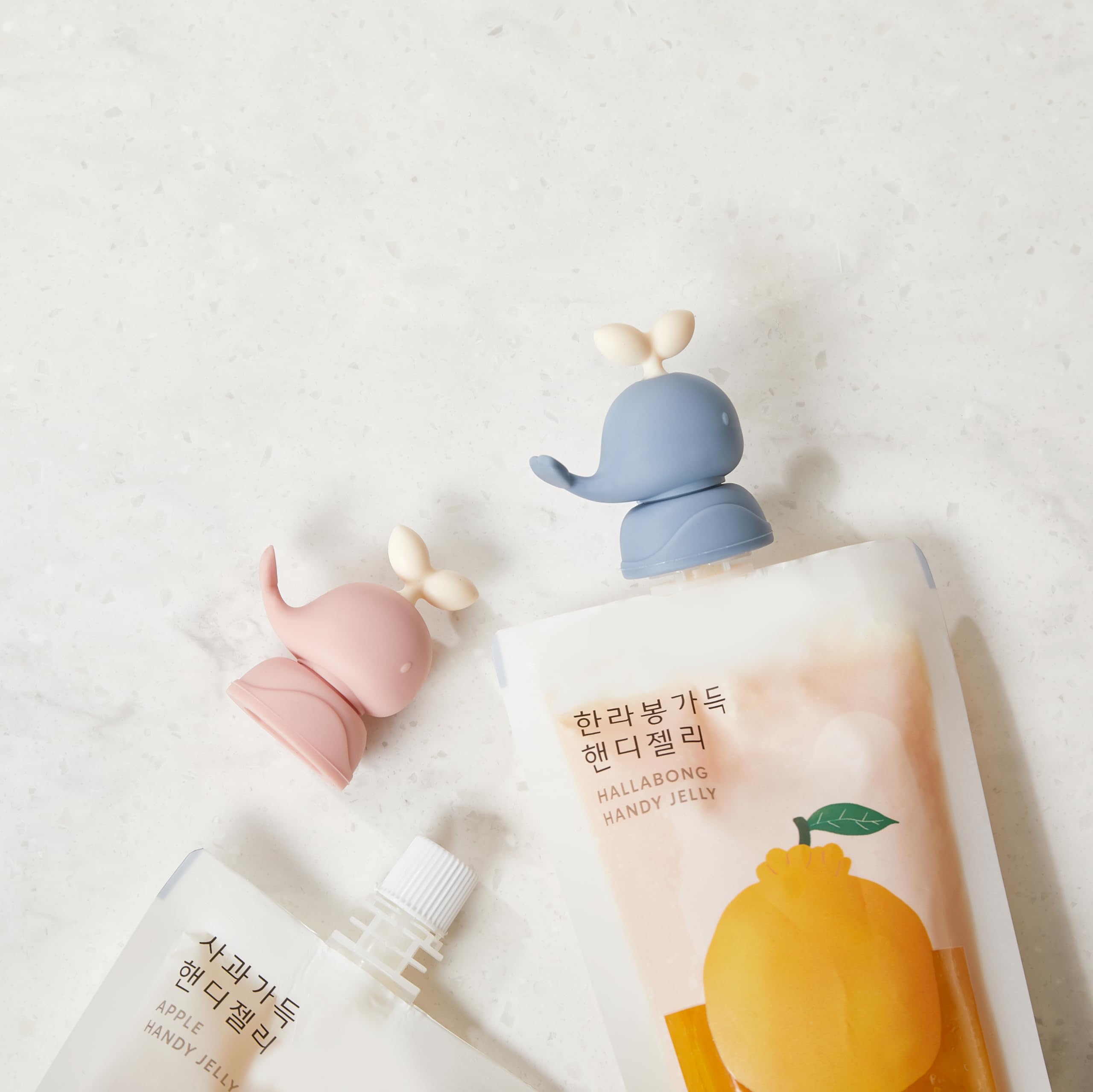 Firgi Whale SoftSip Topper fits most pouches for versatile use.