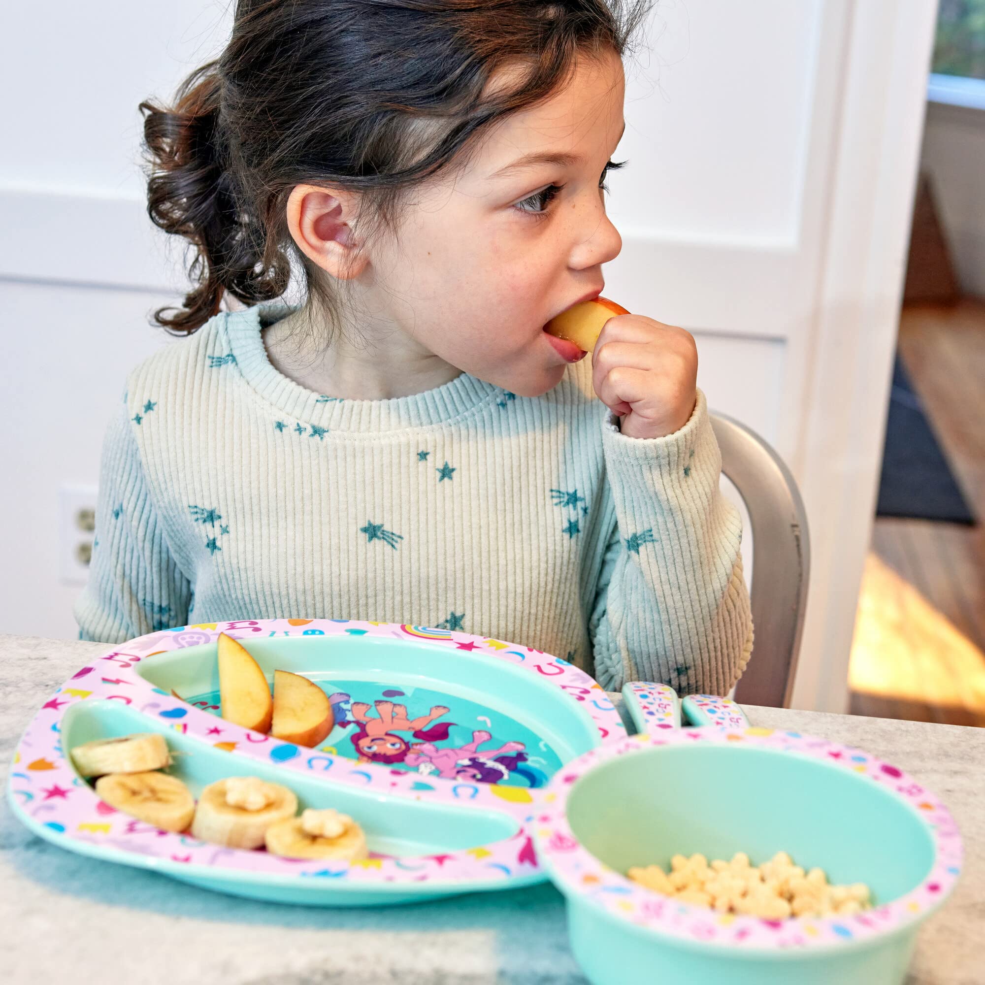The First Years My Little Pony set is microwave-safe for reheating kid-friendly meals.