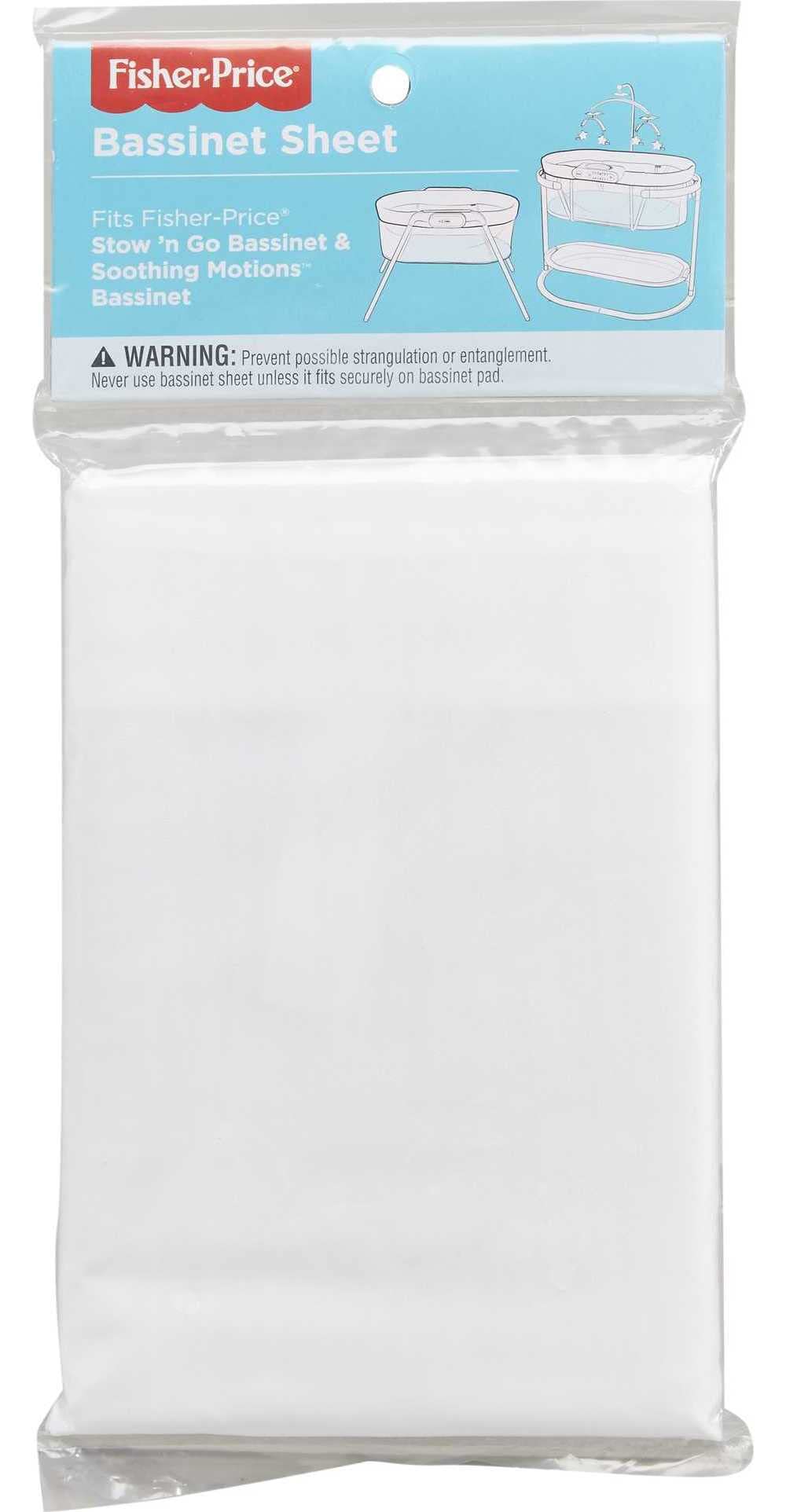 Fisher-Price bassinet sheet on 31.63x15.75 in mattress delivering a snug fit.
