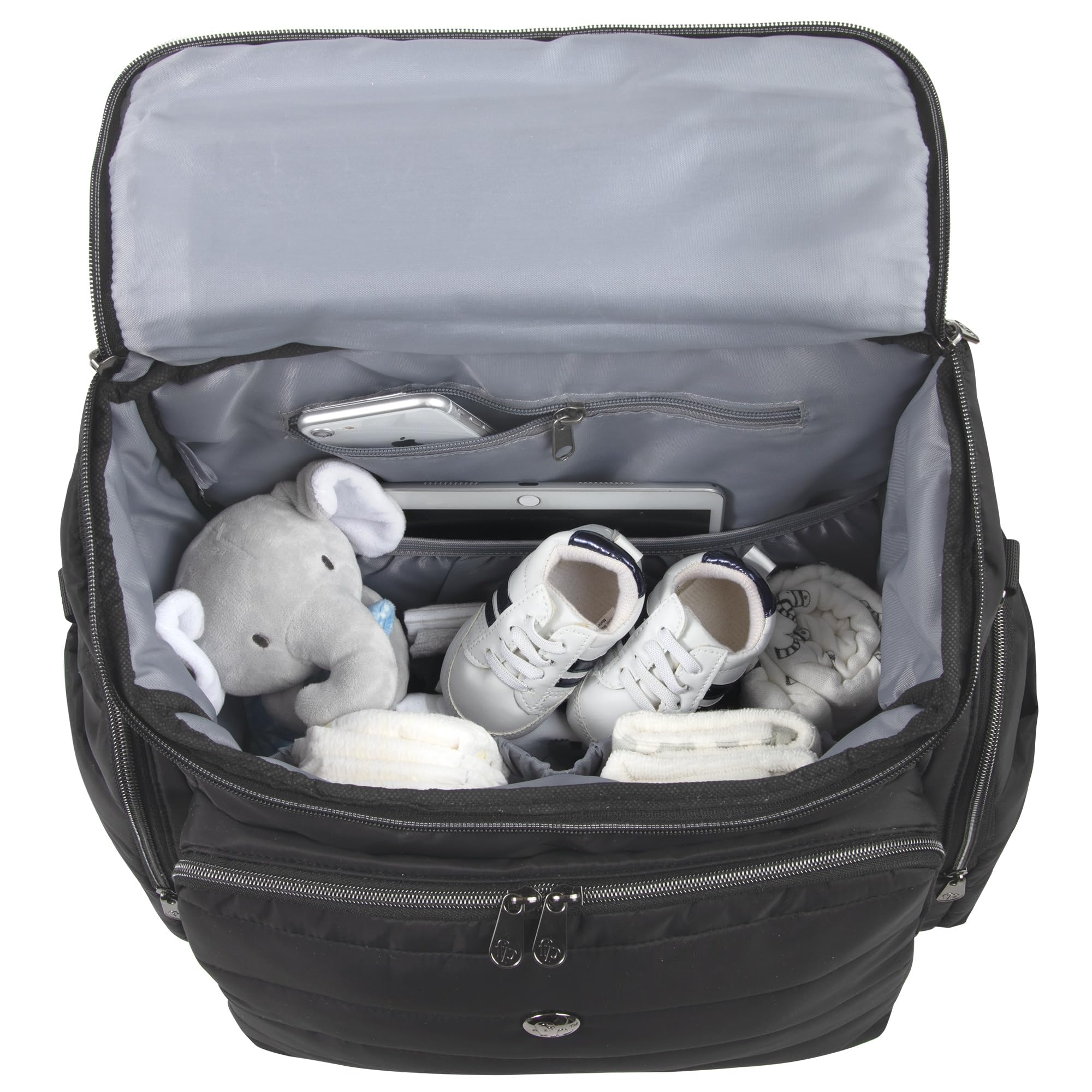 Fisher-Price Madison wide-opening main compartment for quick access to essentials