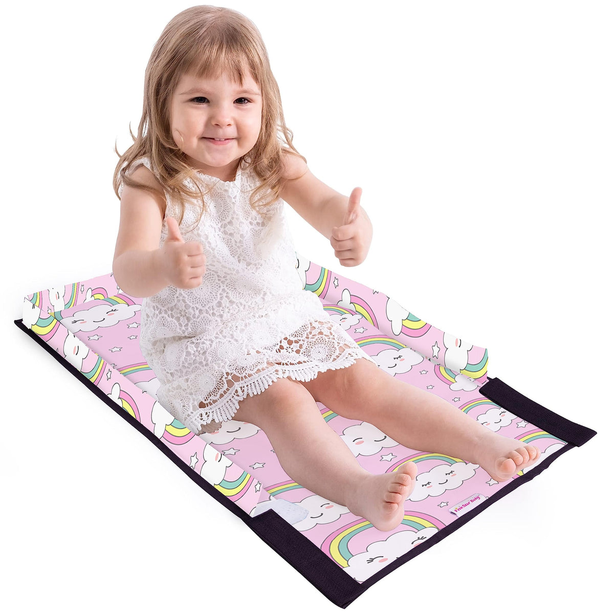 FIVESTARBABY toddler airplane bed on seat offers secure rest during flights.