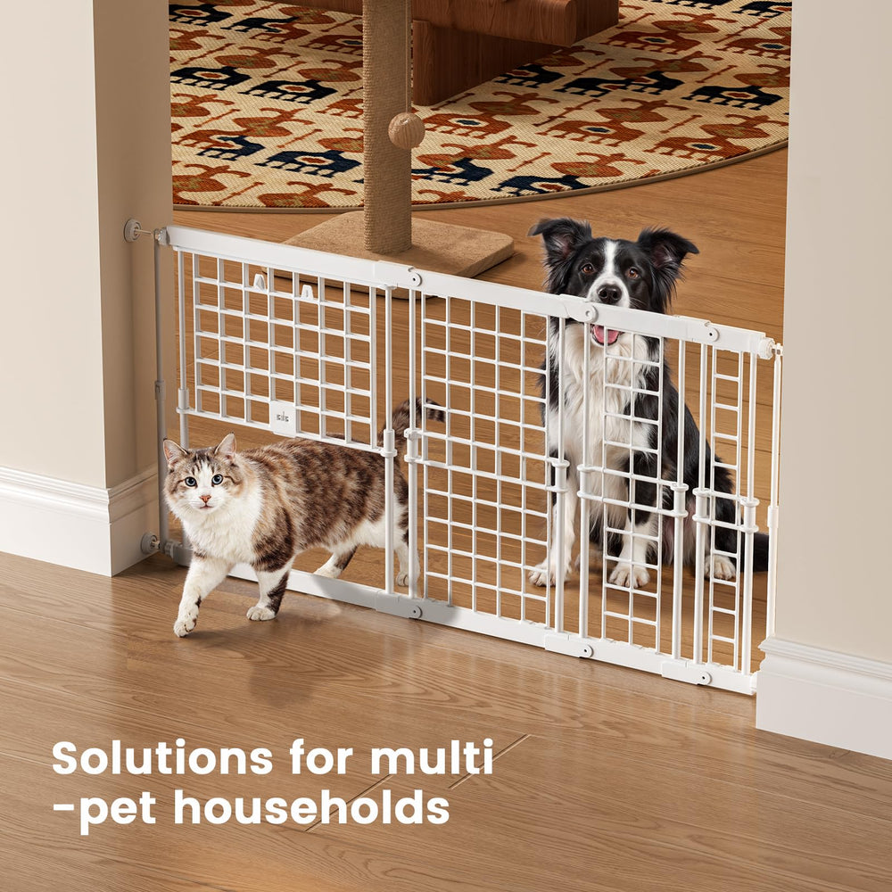 Fldofaves gate compact storage after removal simplifies travel and reconfiguration.