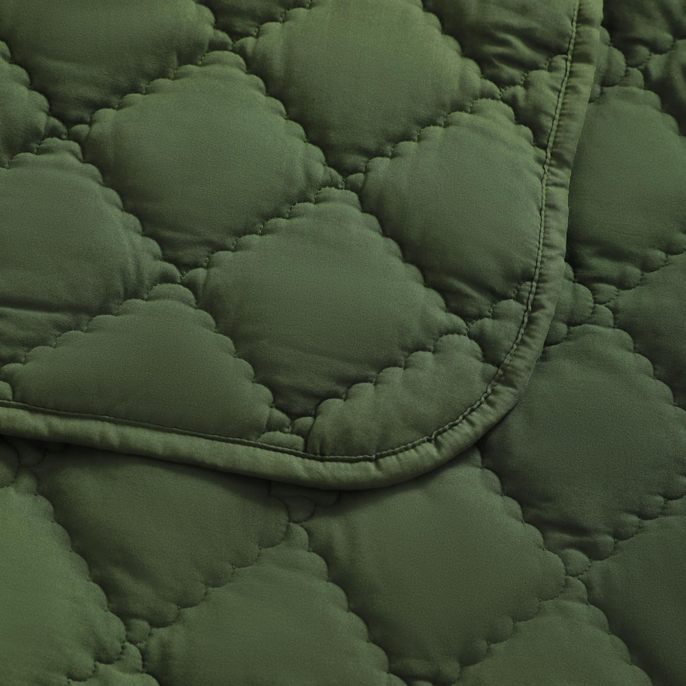 FLXXIE olive fitted sheet for toddler bed delivers snug fit and all-season softness