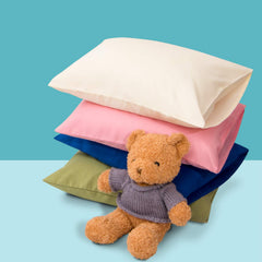 FLXXIE pillowcase envelope-closure close-up demonstrates simple pillow insertion and clean protection.