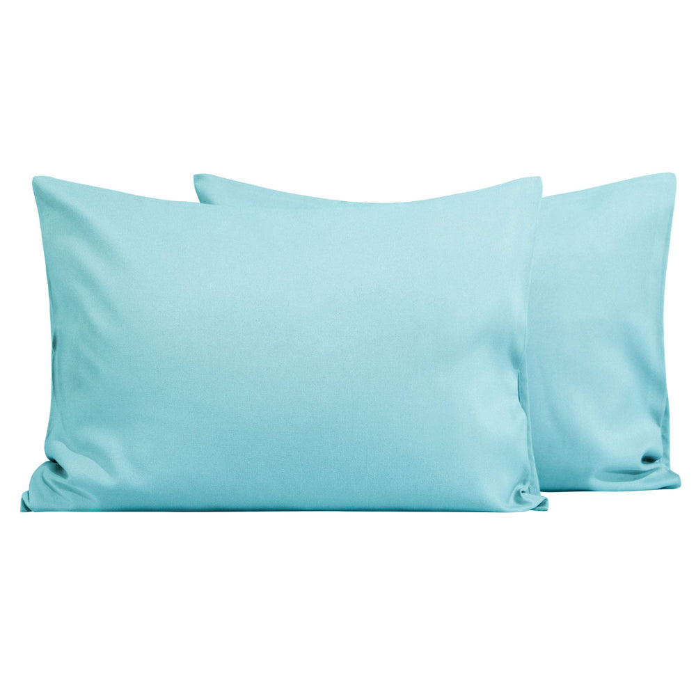 FLXXIE toddler pillowcase light blue close-up shows soft microfiber texture for cozy sleep.