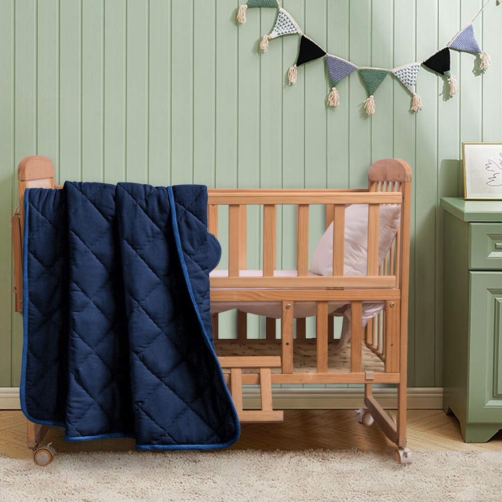 FLXXIE travel blanket 43x60 navy demonstrates versatile, compact warmth for adventures.