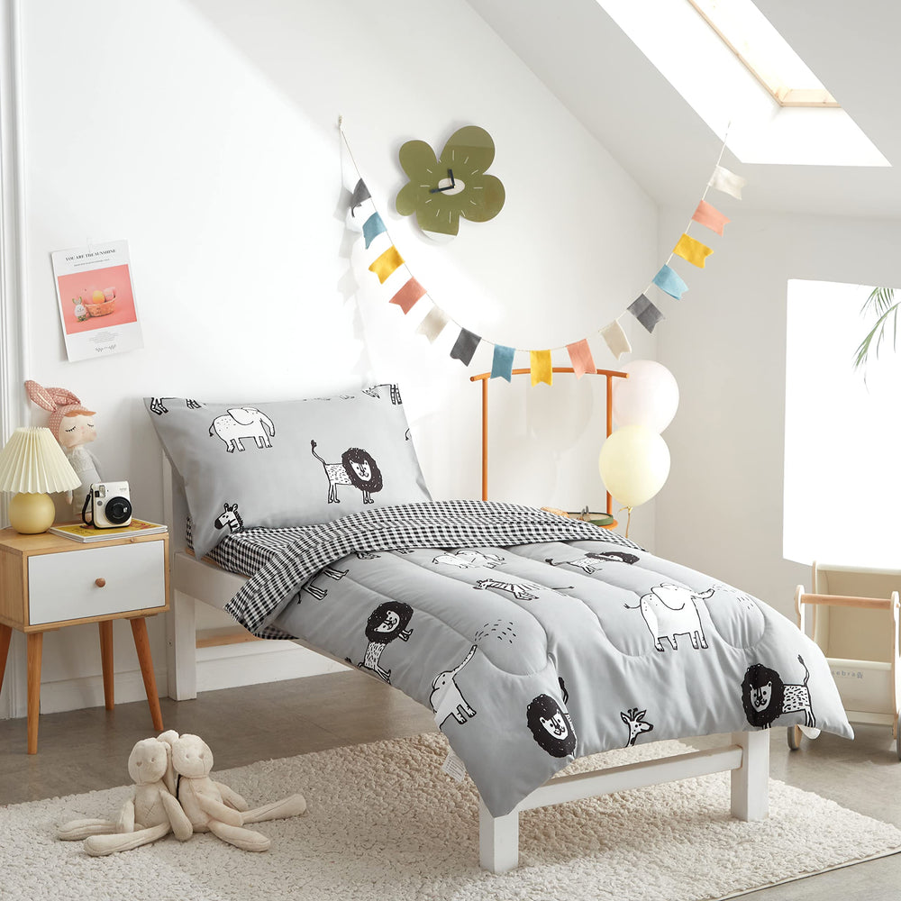 FlySheep microfiber fabric is skin-friendly and low-static for gentle nights.