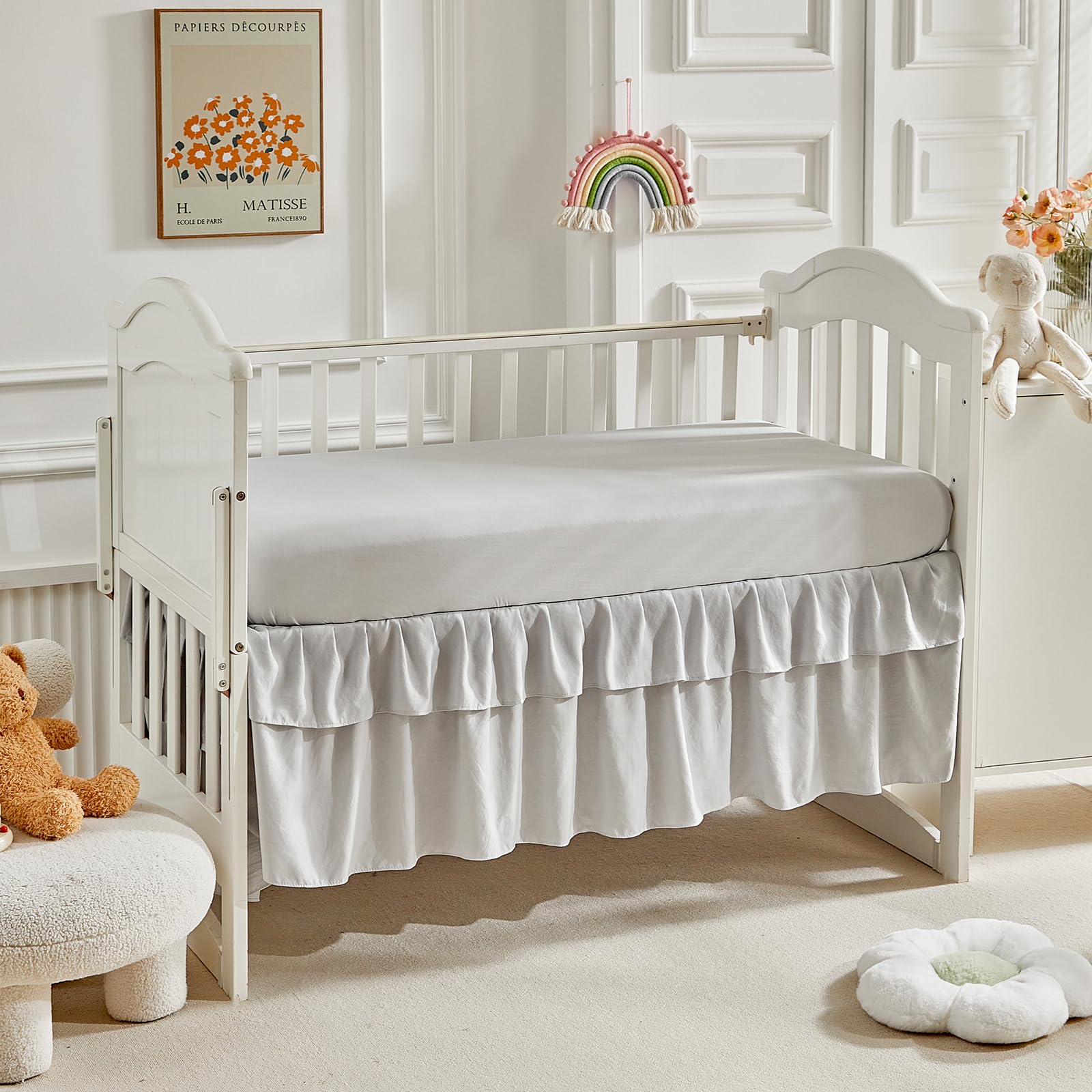 Flysheep soft microfiber bedding provides breathability for all-season baby sleep.