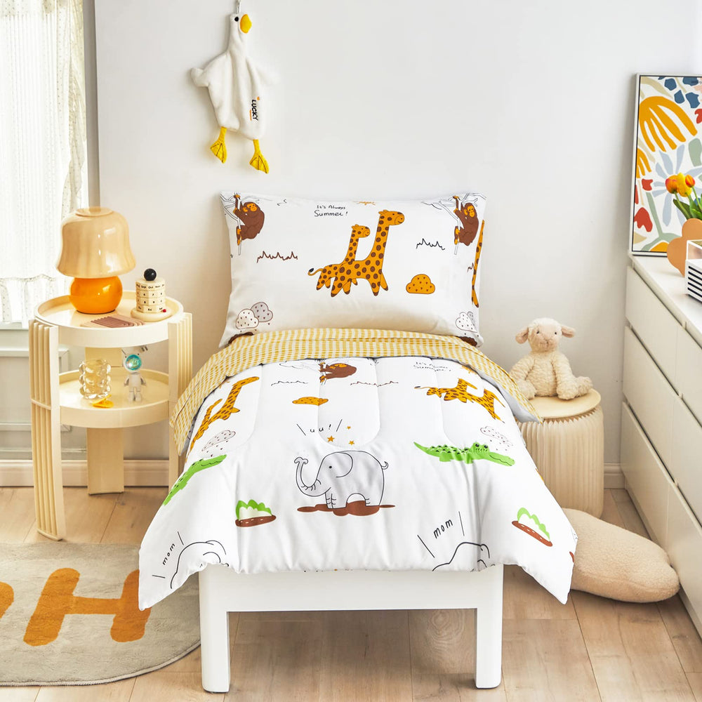 Flysheep toddler bedding set comforter close-up shows ultra-soft microfiber for cozy nights.