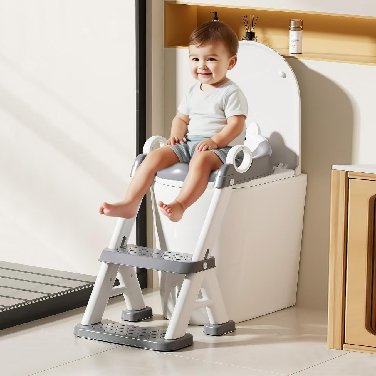 Fnaumdol potty training seat folding action enables quick storage