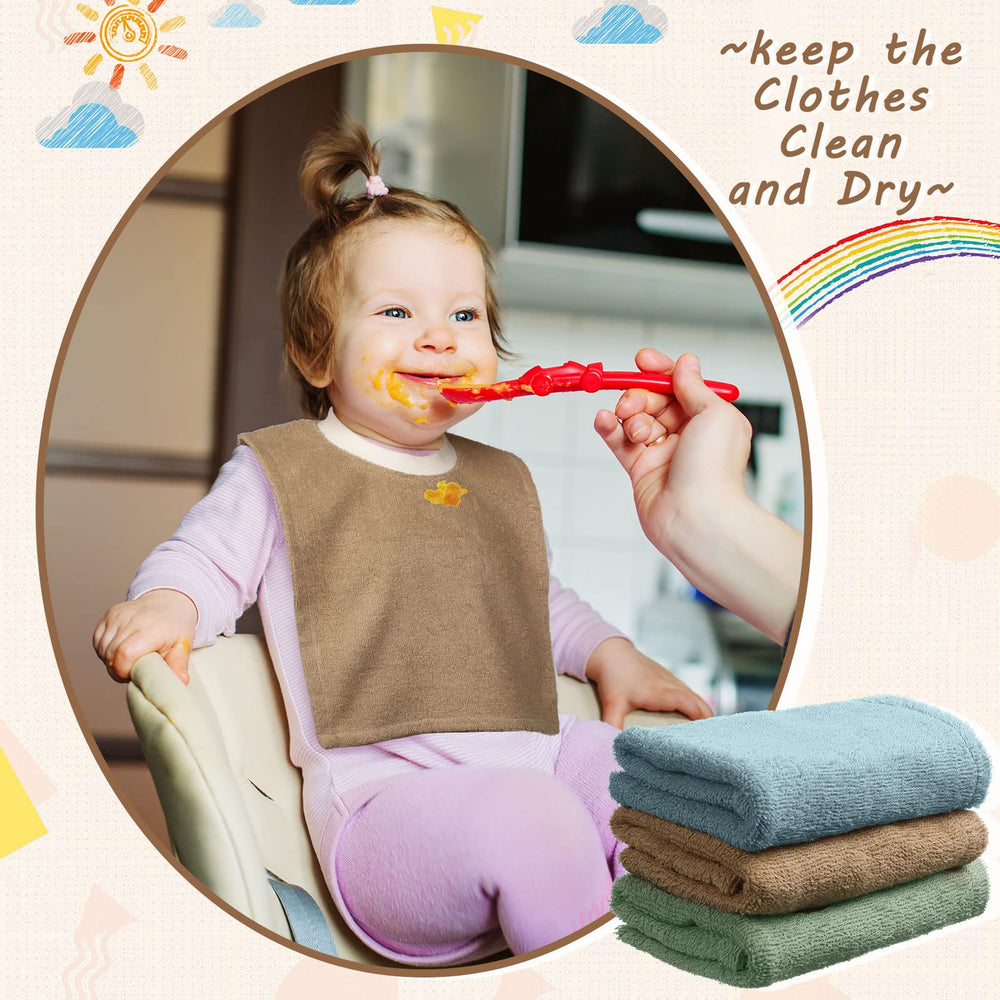 Foaincore bib doubles as a burp cloth for quick cleanups.