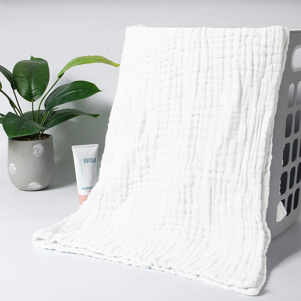 FOOK FISH white towel is travel-friendly and lightweight for on-the-go.