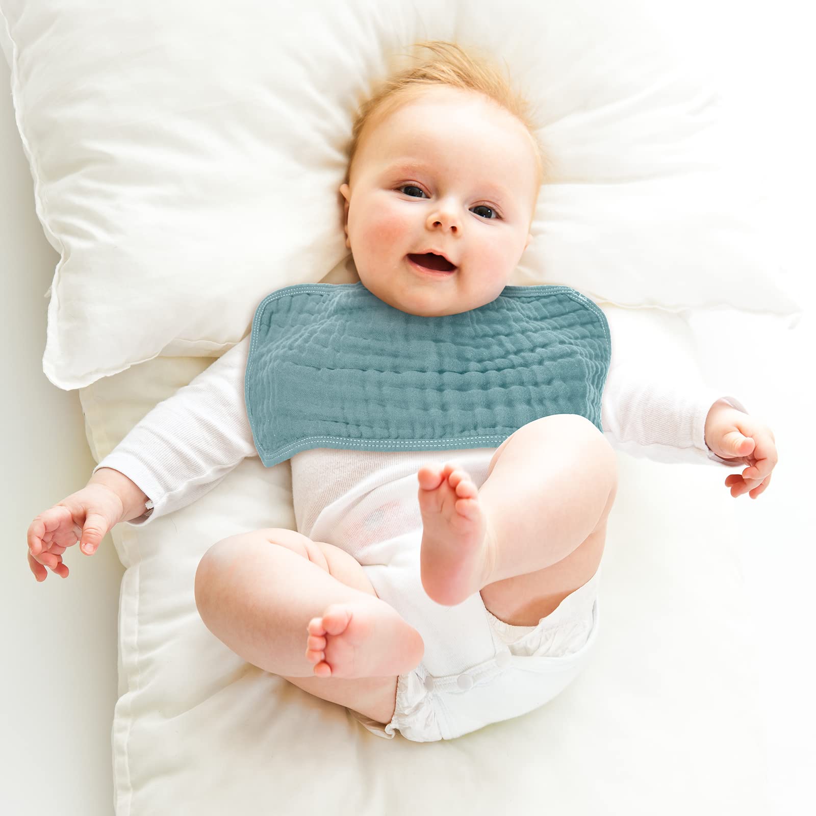 Frienda unisex fresh colors evoke cheerful laundry-ready set.