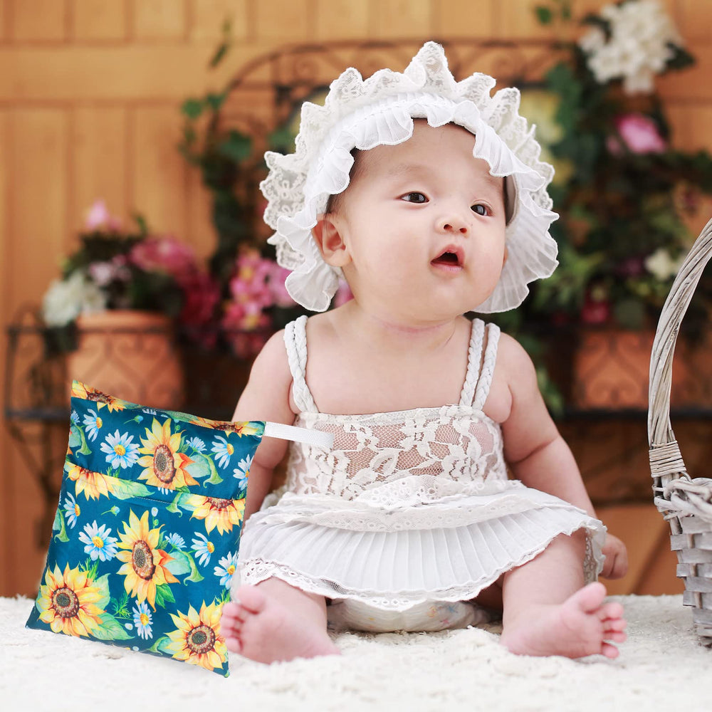 Frienda bag includes a handle for carrying or stroller attachment.