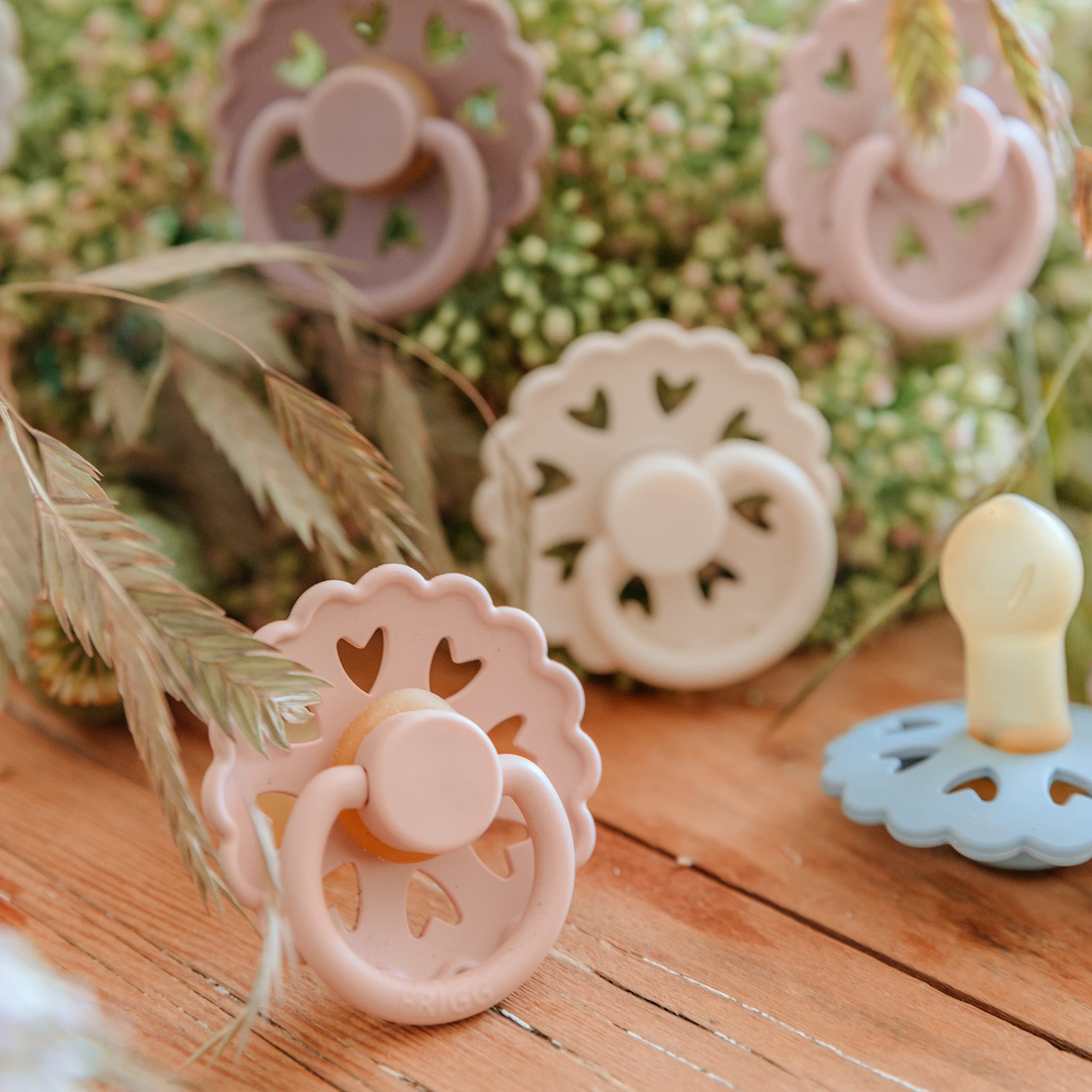 FRIGG Andersen Fairytale pacifier highlights Danish design and craftsmanship for quality.