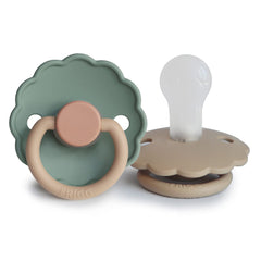 Frigg Daisy SilkySoft nipple close-up shows gentle silicone for soothing.