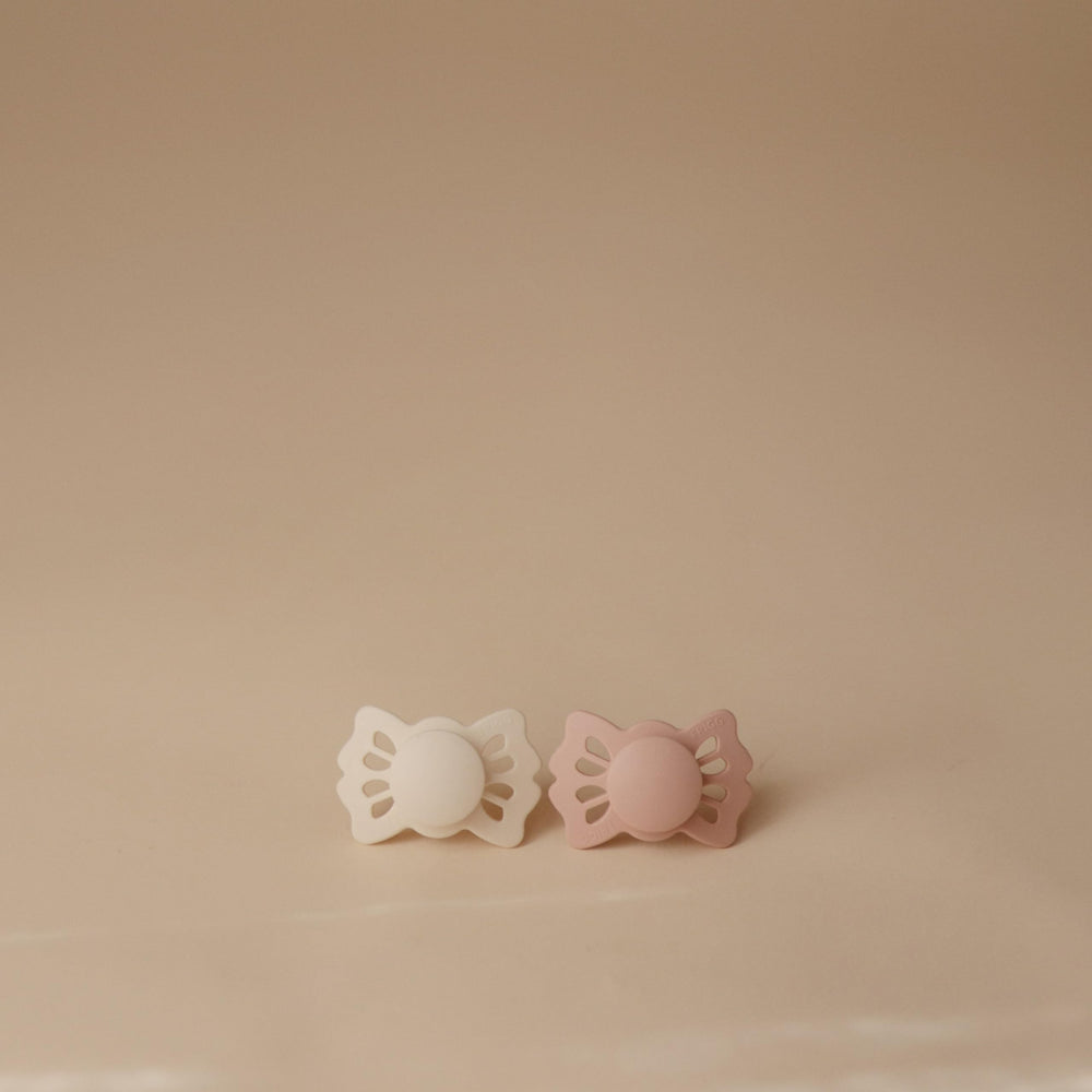 Frigg Lucky clover shield with air holes improves breathability during use