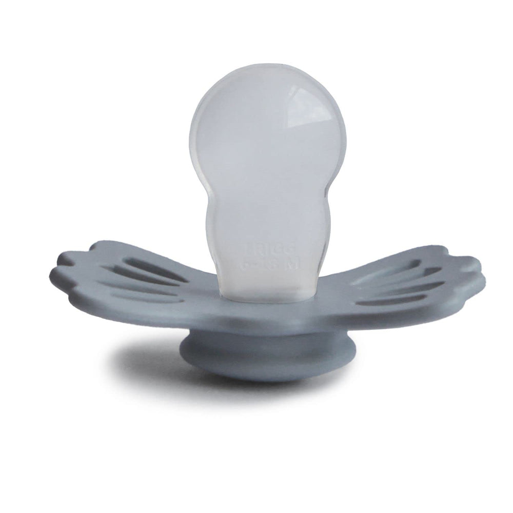 FRIGG Lucky flat neck design reduces pressure on palate and gums.
