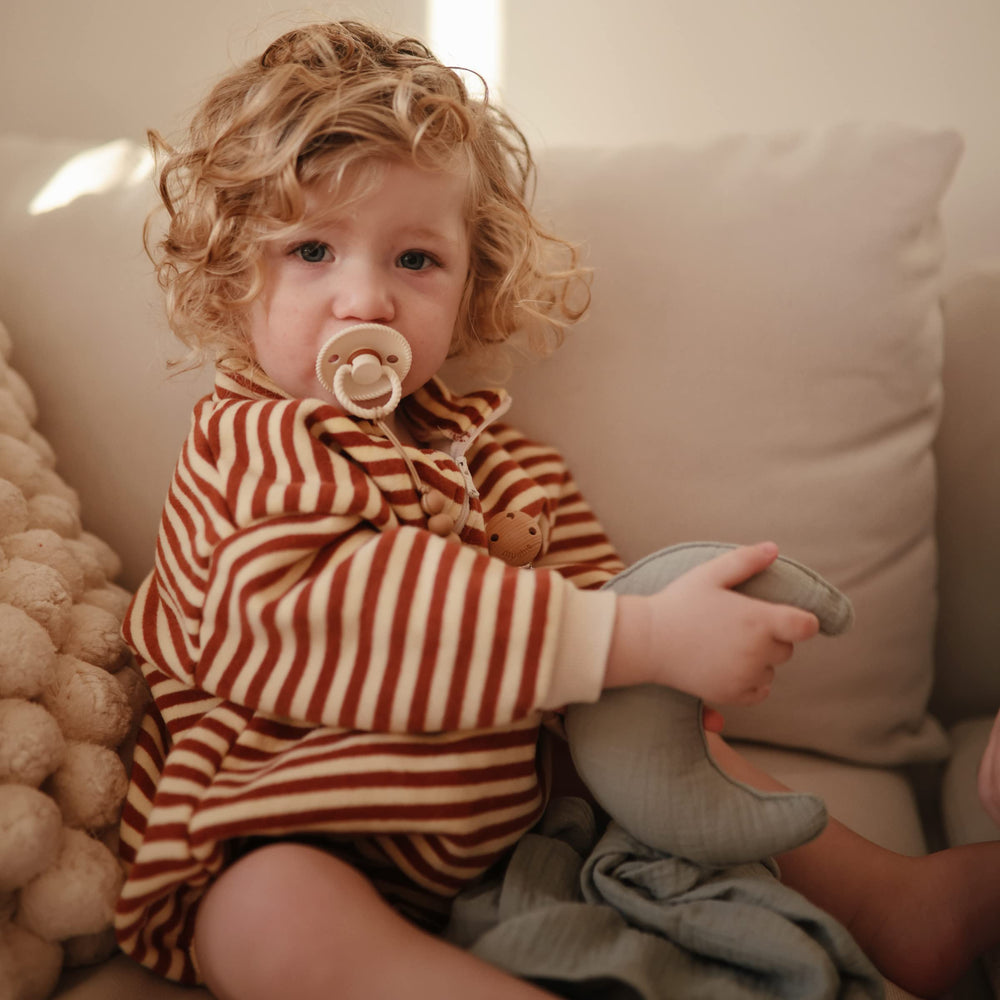 FRIGG Rope SilkySoft air holes promote breathability on delicate skin