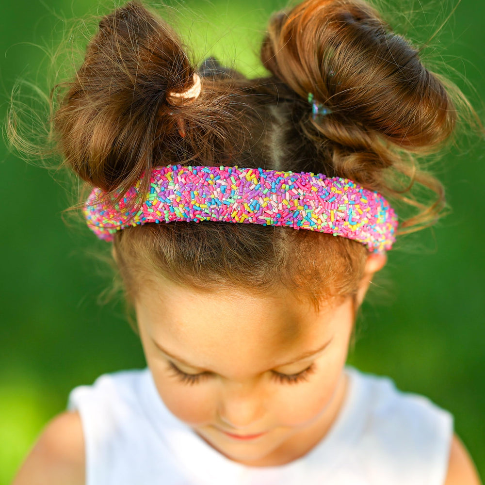 FROG SAC 13-inch headband fits ages from toddlers to teens.