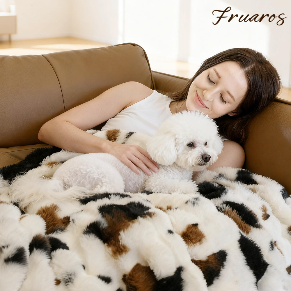 Fruaros cozy throw on sofa invites relaxation during evenings.