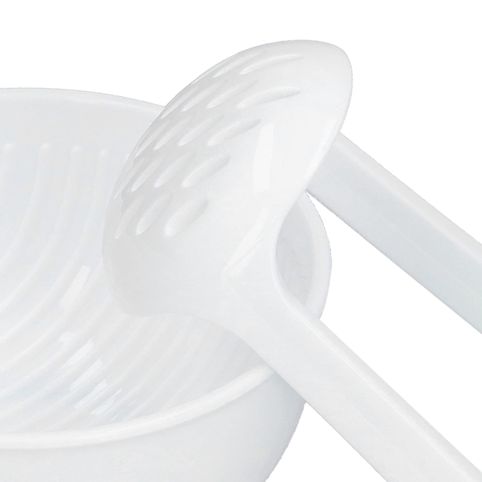 FTVOGUE easy-clean surface simplifies rinse and wipe after puree prep.